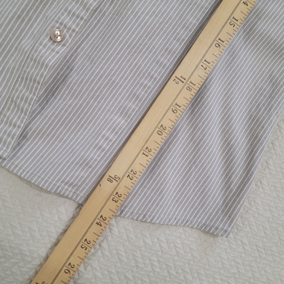 Kim Rogers Striped Button-Up Shirt Size Medium Tan 3/4 Sleeves - Picture 8 of 14